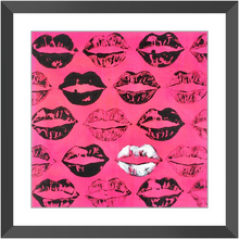 Load image into Gallery viewer, Pink Smooch Print