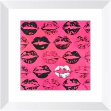 Load image into Gallery viewer, Pink Smooch Print