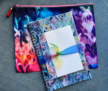 Load image into Gallery viewer, Pouch &amp; Stationary Gifting Set - Hearts
